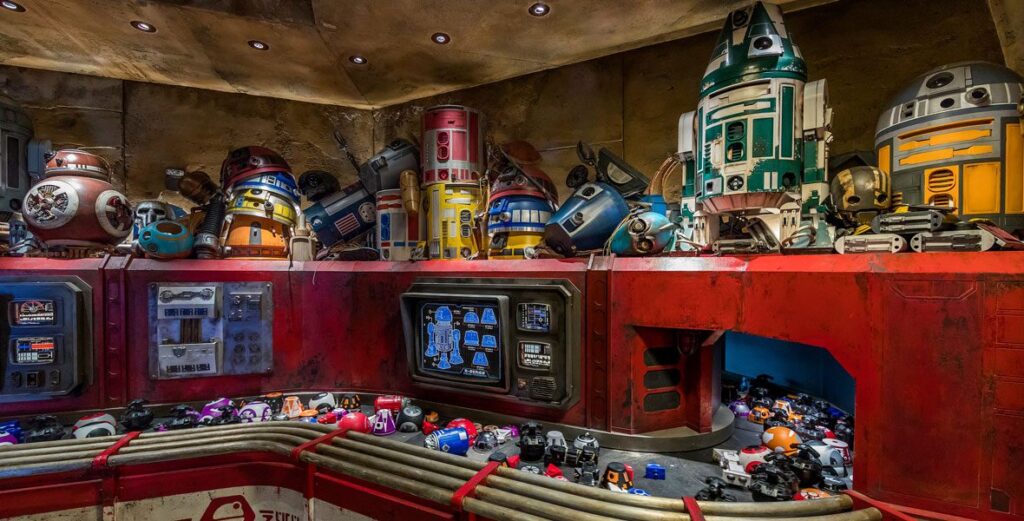 Droid Depot, no Star Wars: Galaxy's Edge