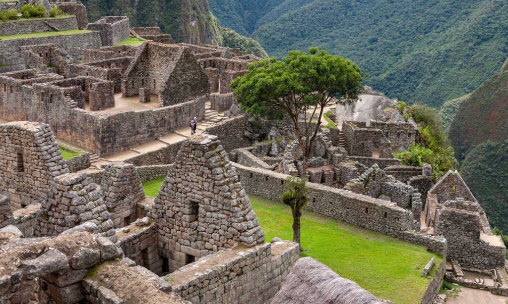 As ruínas históricas de Machu Picchu.