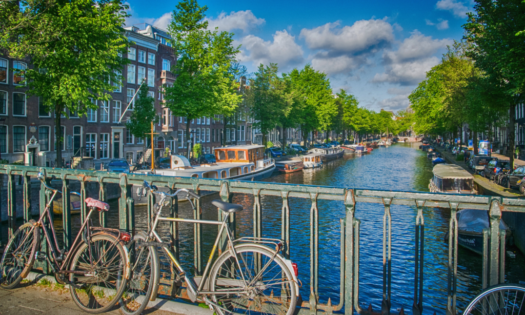 Amsterdã, a capital das bicicletas.