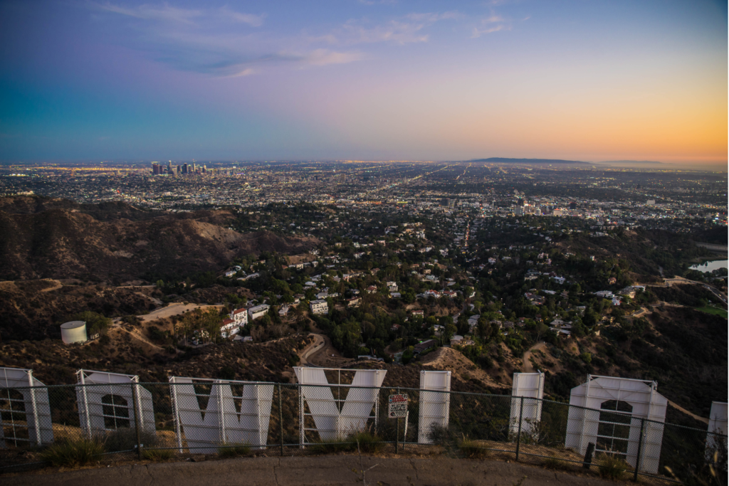 A vista do letreiro de Hollywood