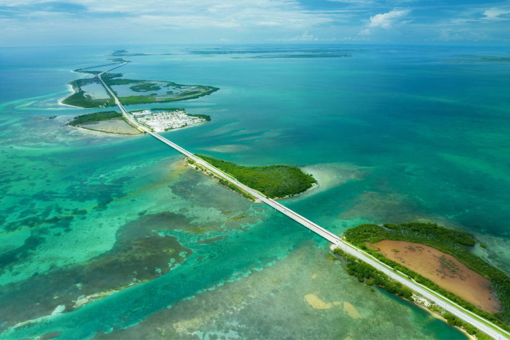 Pela Highway 1, sua road trip vai levar você ao extremo sul da Flórida, até Key West,