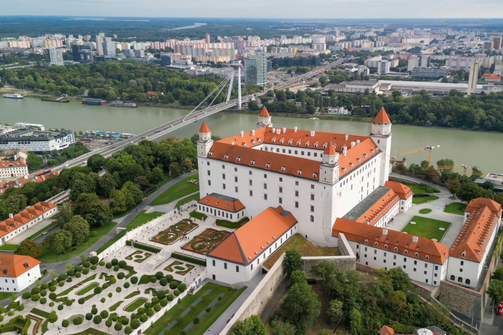 Bratislava, na Eslováquia, vai encanta você