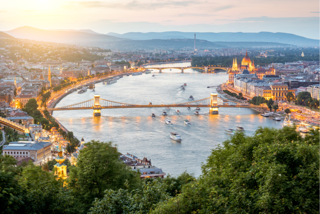 Surpreenda-se com Budapeste, capital da Hungria.