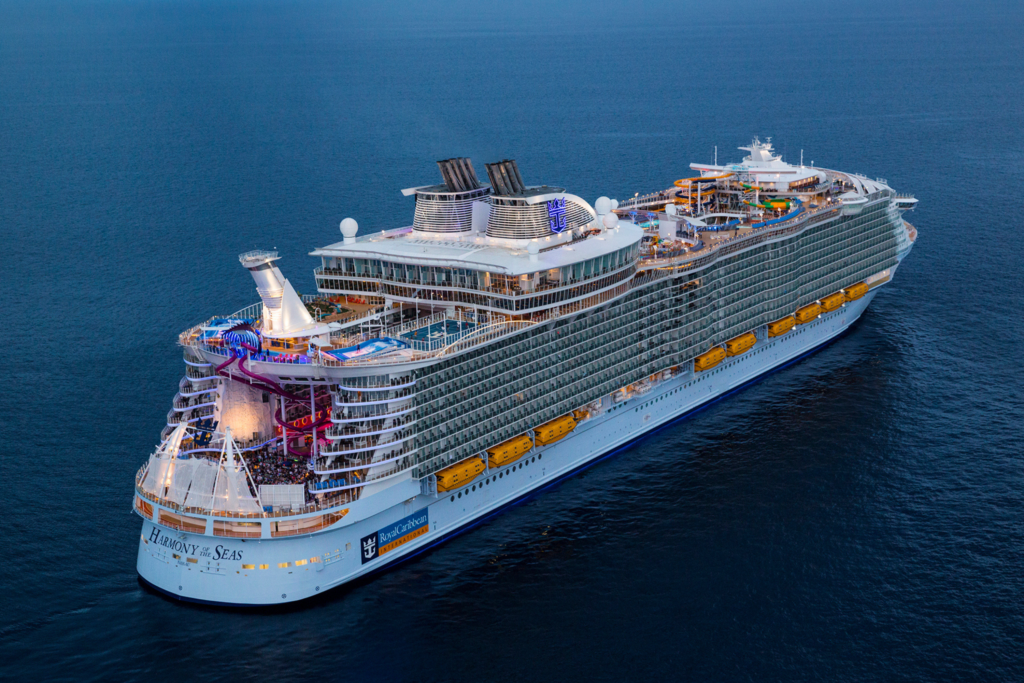 A bordo do Harmony of the Seas, da Royal Caribbean, a aventura não tem fim.