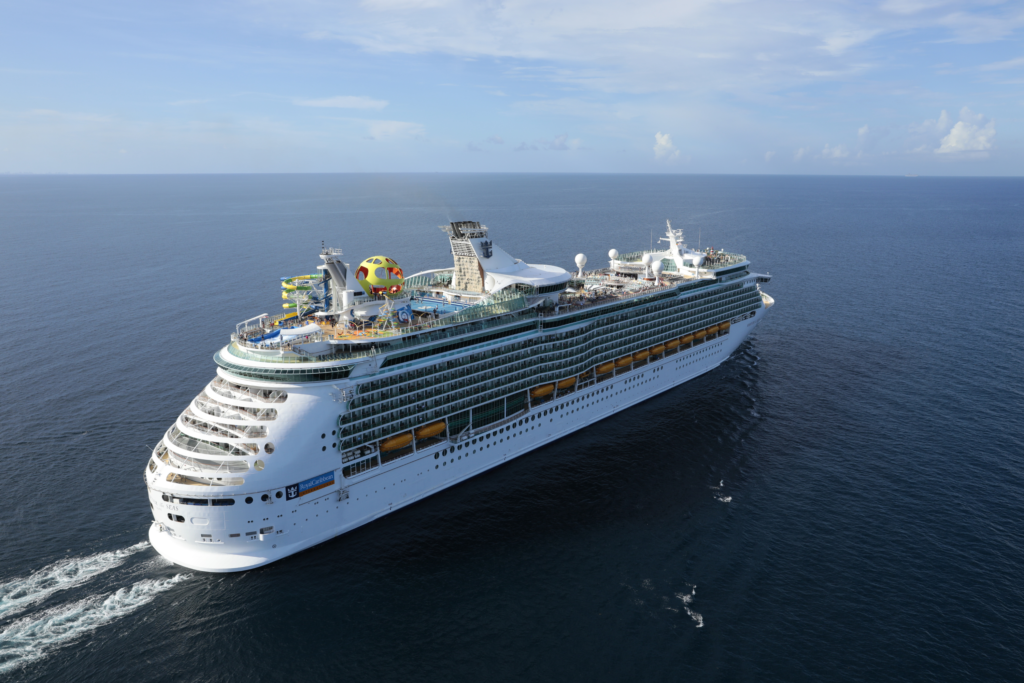 Troque a viagem de carro pelo Mariner of the Seas.