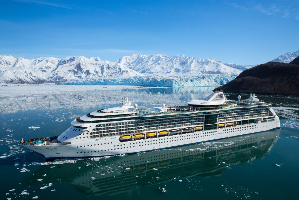 Admire geleiras no Alasca pelo Radiance of the Seas.