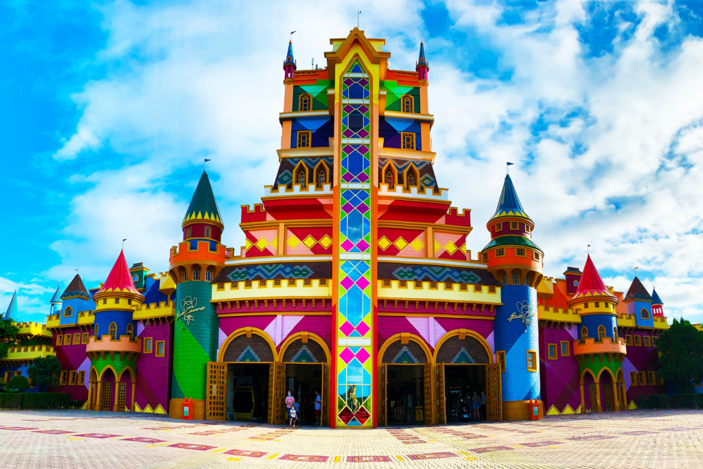 Explore a história do Beto Carrero World.