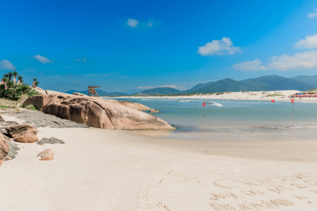 Florianópolis é um dos melhores destinos do litoral catarinense.