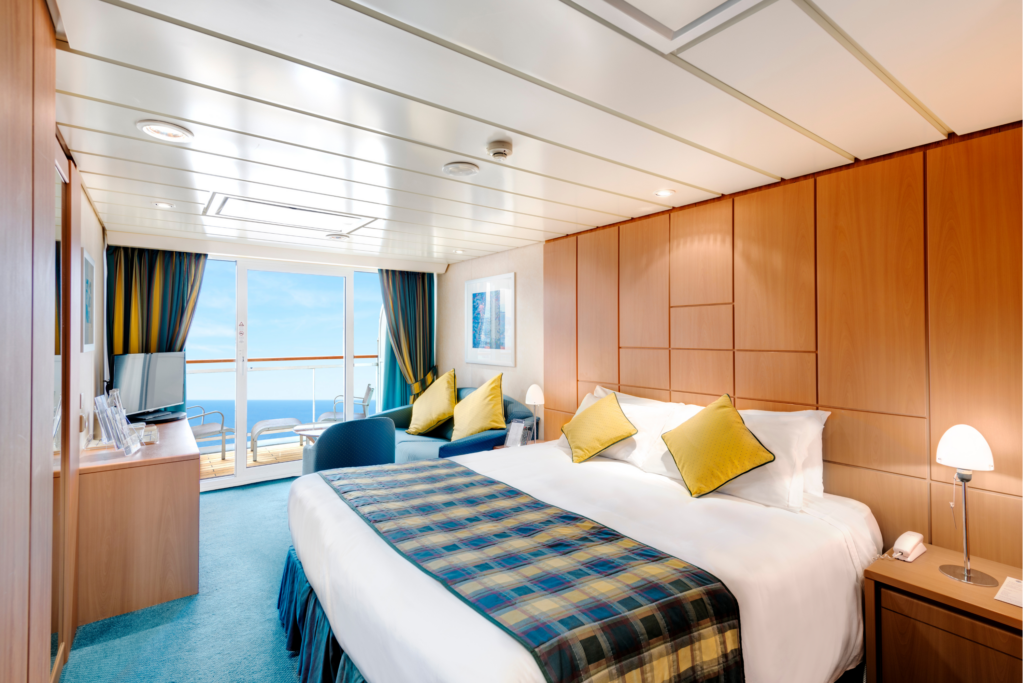 Uma das cabines com varanda do MSC Armonia.