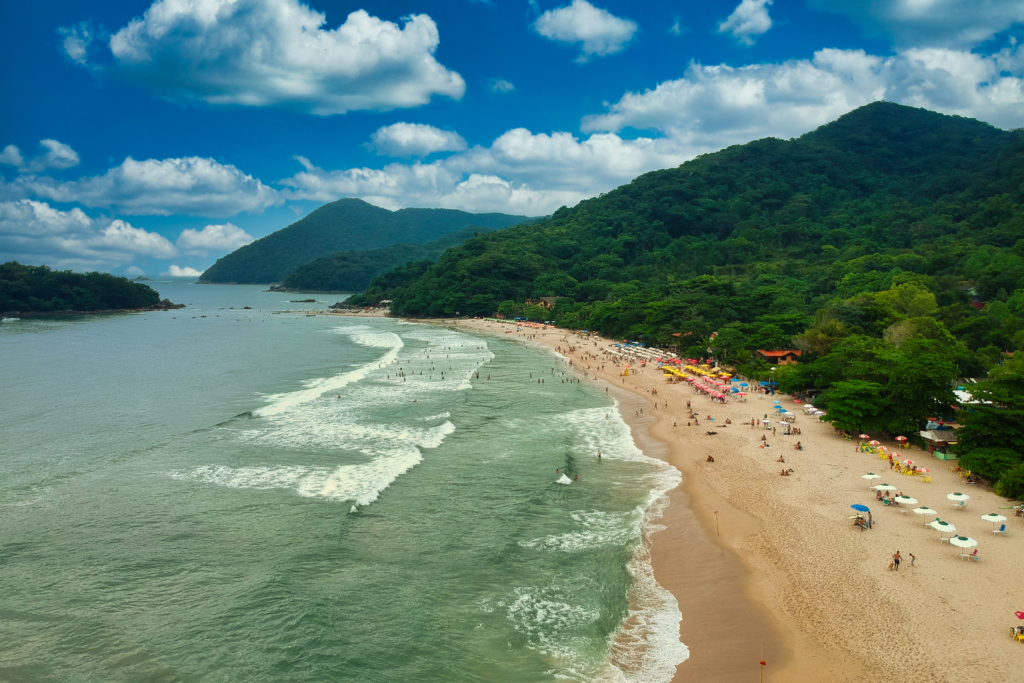 Ilhabela, no litoral Norte de São Paulo, é um dos destinos mais populares do Estado.