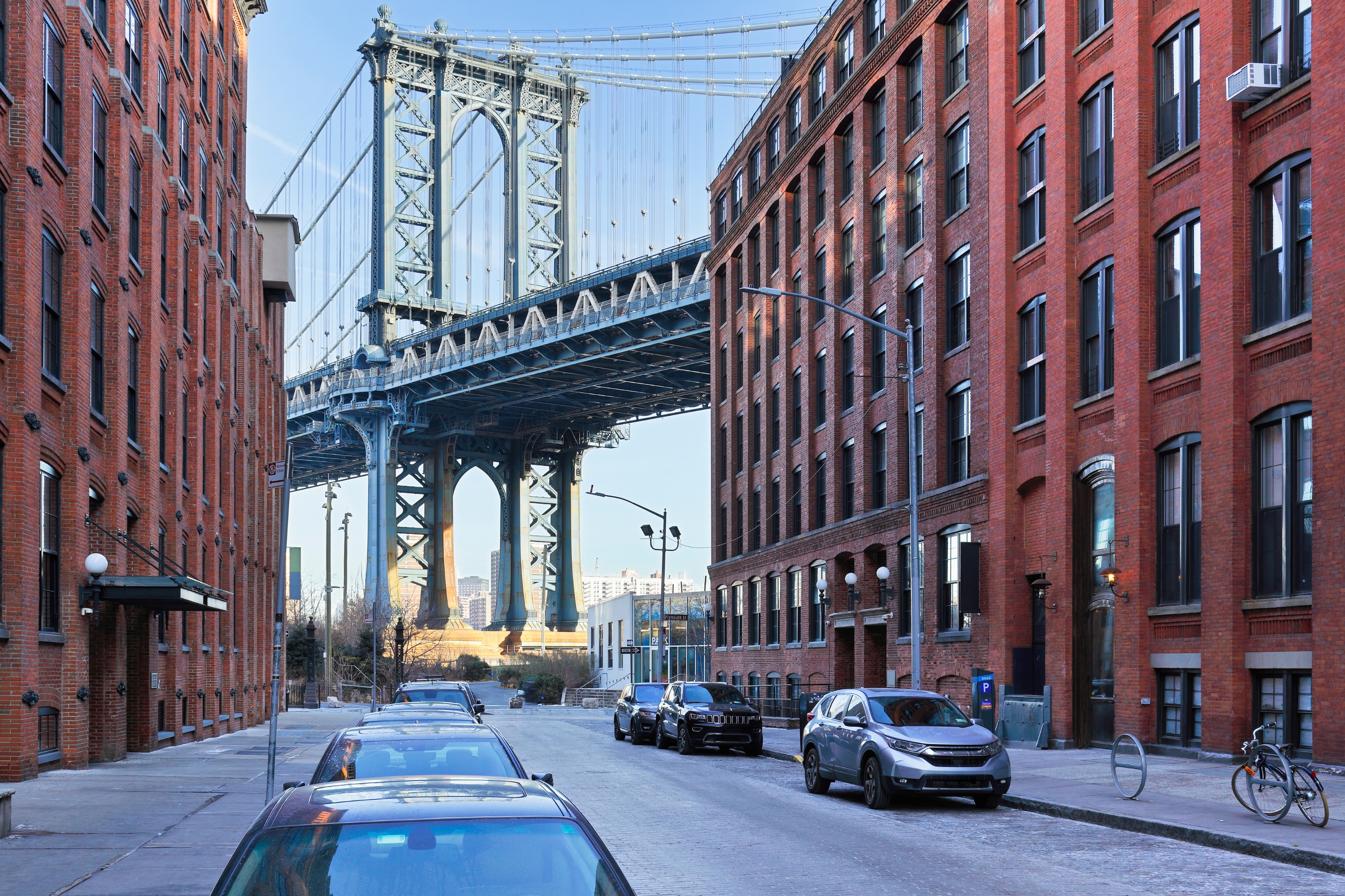 O DUMBO, em Nova York, é um dos bairros do Brooklyn.
