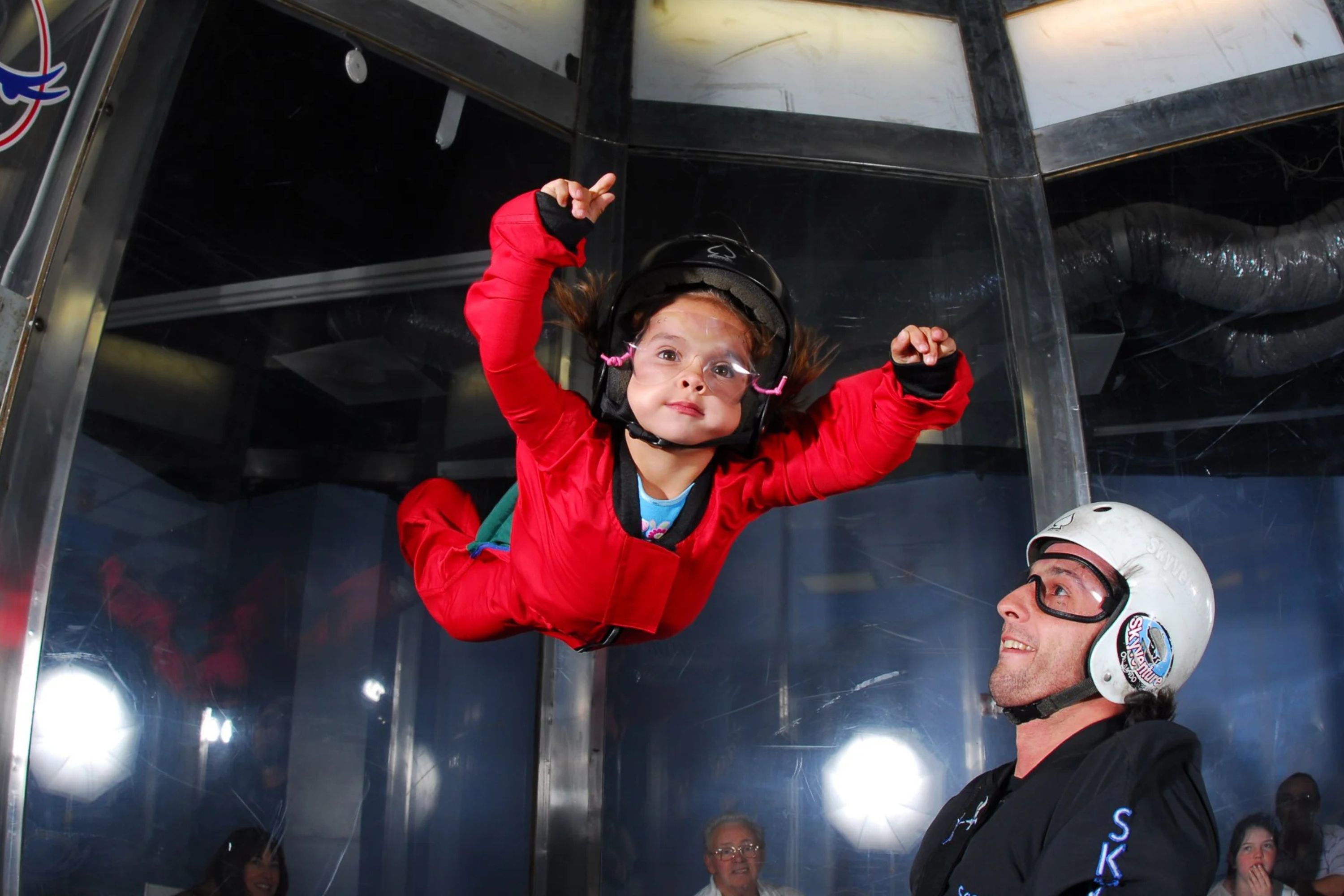 Para quem quer experimentar a sensação de "voar", o iFly vale a experiência.