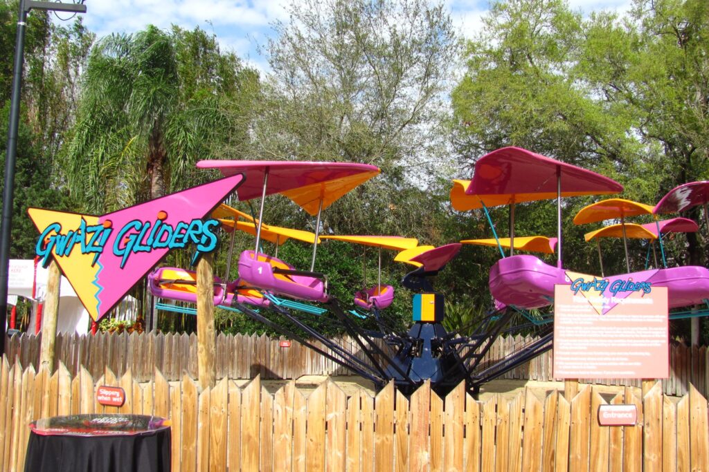 O Gwazi Gliders é uma atração infantil no Busch Gardens.