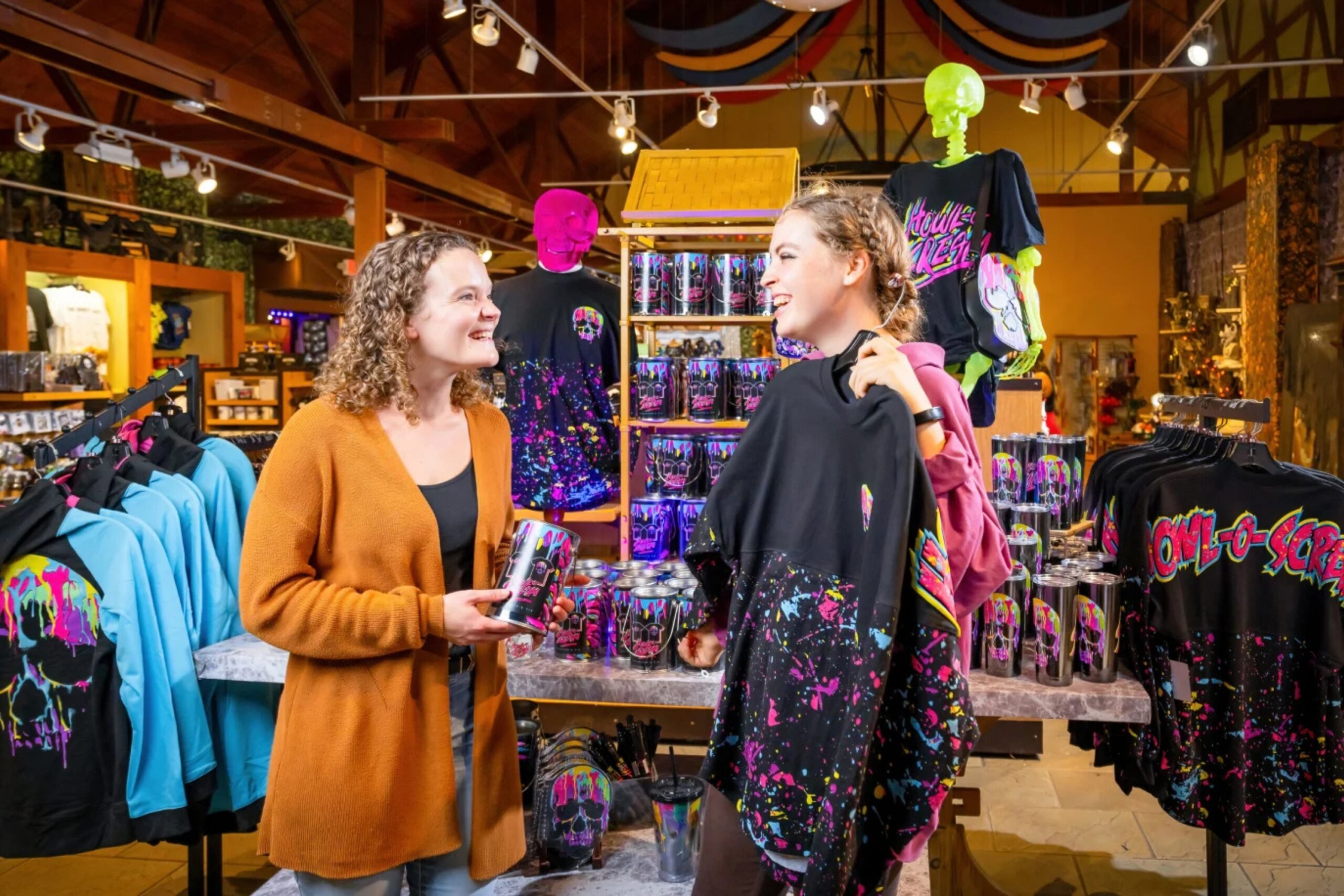 Não deixe de passar nas diversas lojinhas do Busch Gardens para levar uma lembrança do parque para casa.