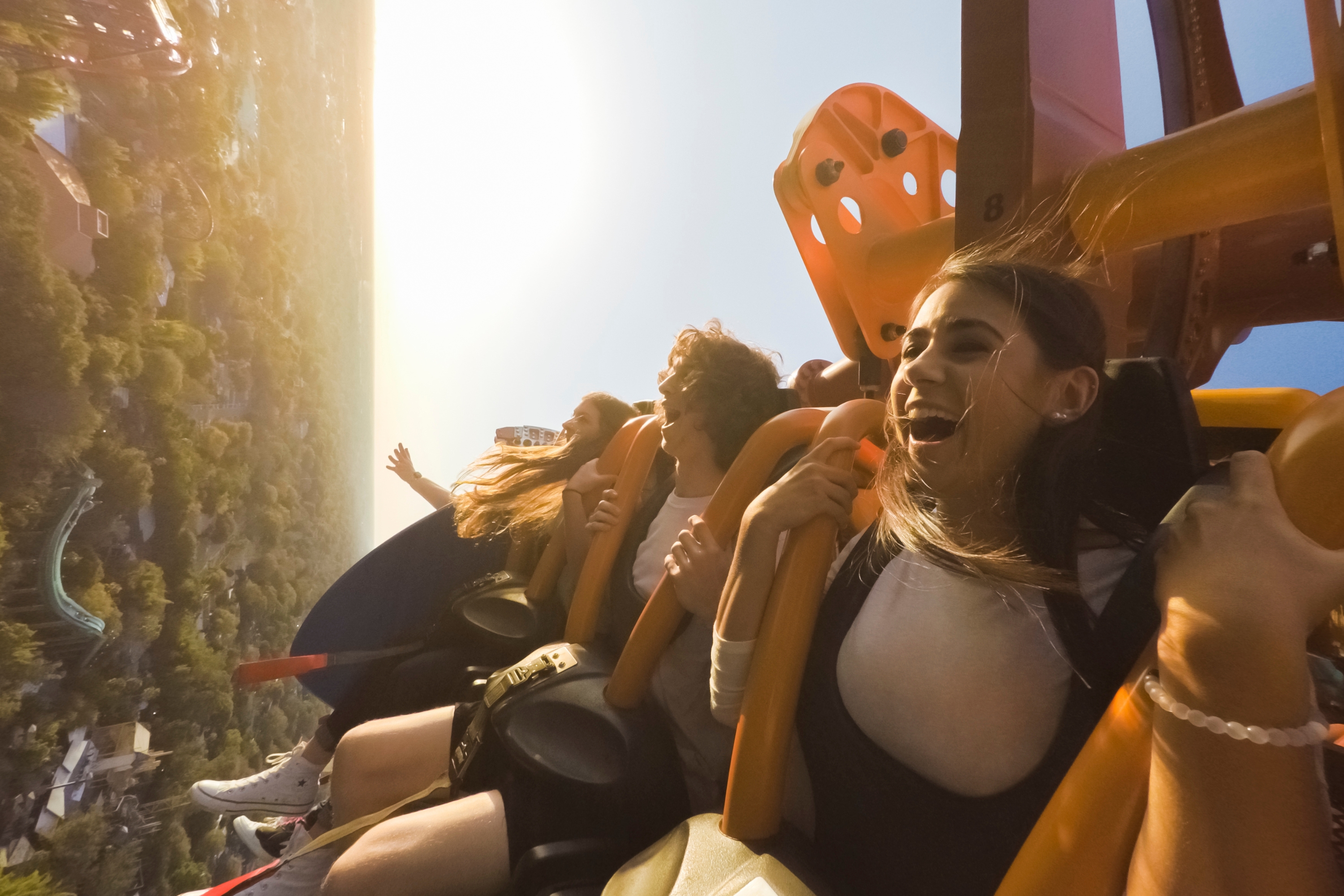 O Busch Gardens combina montanhas-russas radicais com diversa experiências de contato com a vida selvagem.