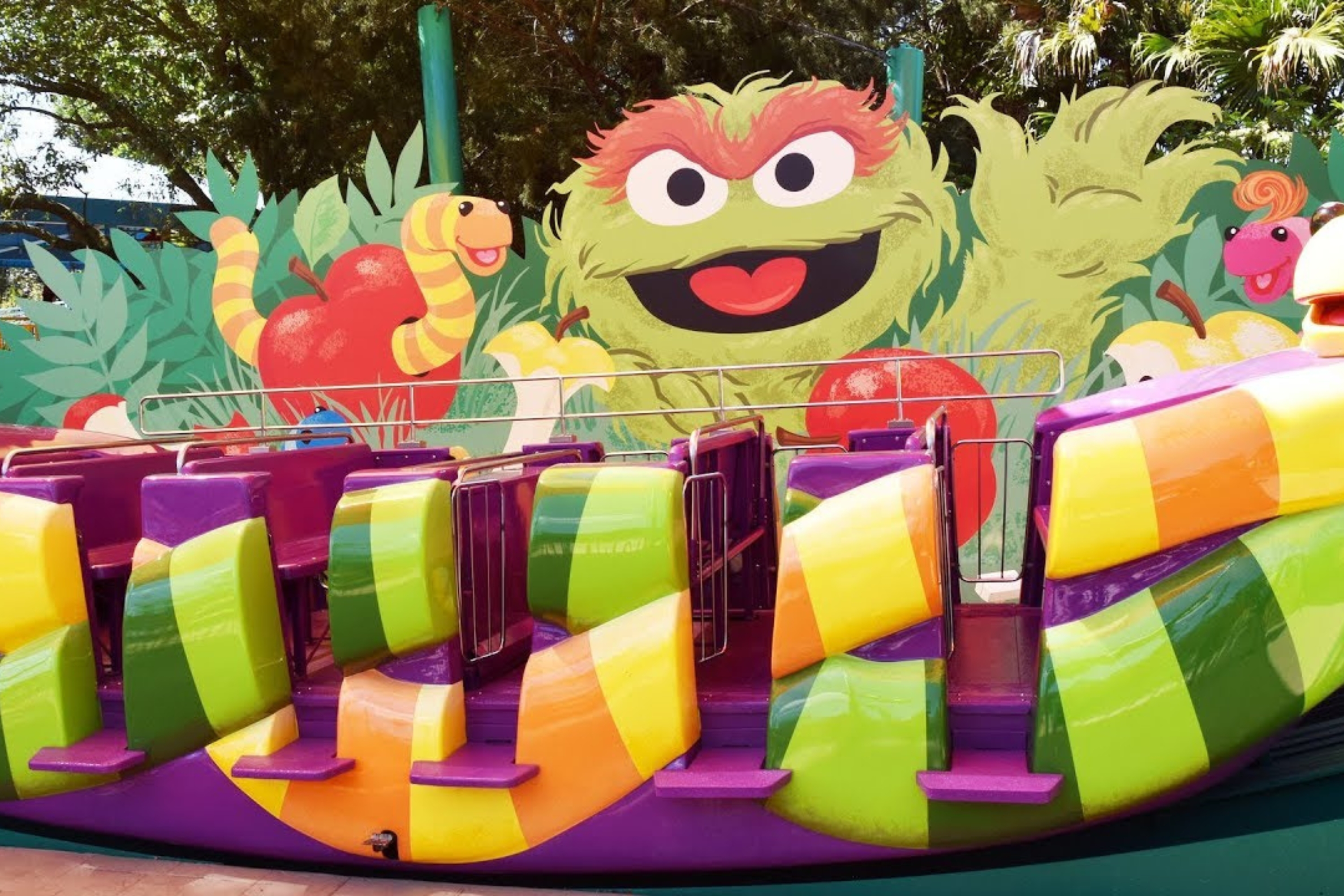Slimey’s Slider, na Sesame Street Land (SeaWorld Orlando).