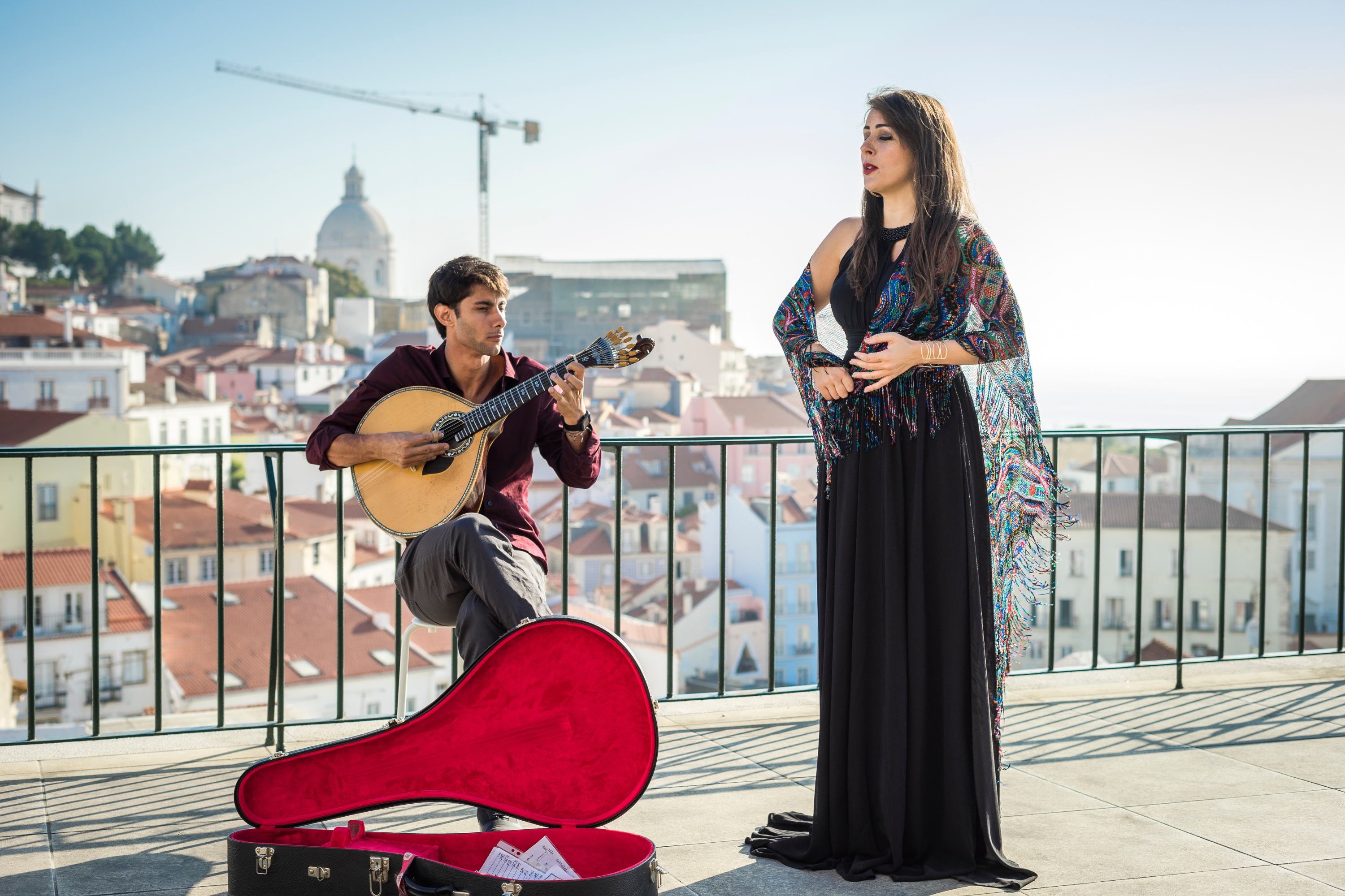Inclua um show de fado no seu roteiro para Lisboa.