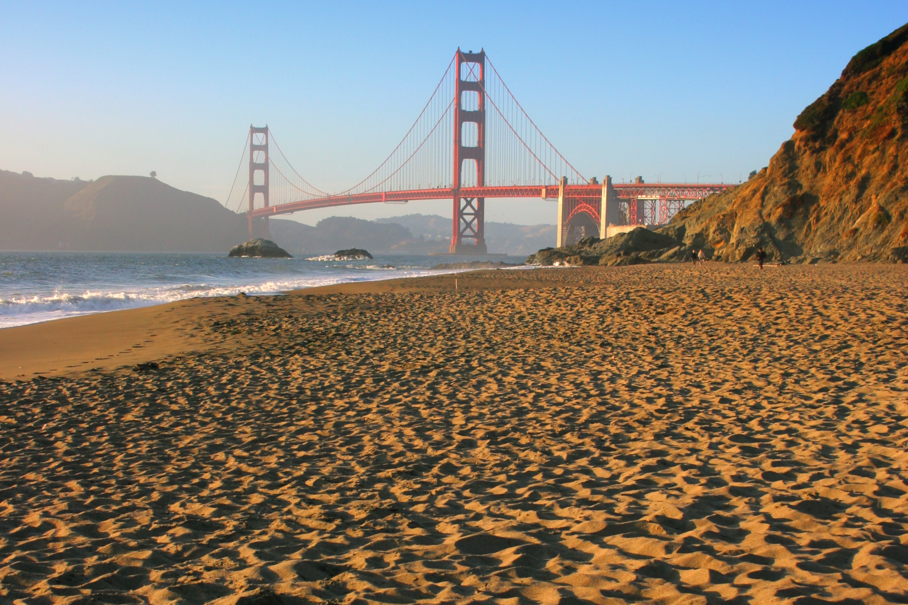 A Baker Beach é uma praia que fica pertinho da Golden Gate.