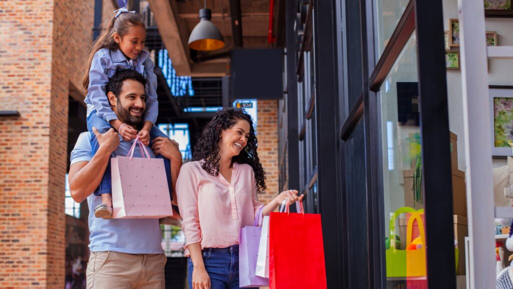 Compras sem impostos na Flórida 2025: saiba como funciona o tax holiday.