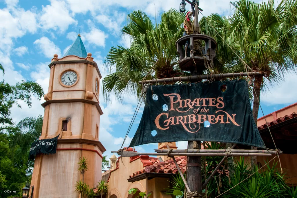 A atração Piratas do Caribe é uma das atrações clássicas do Magic Kingdom.
