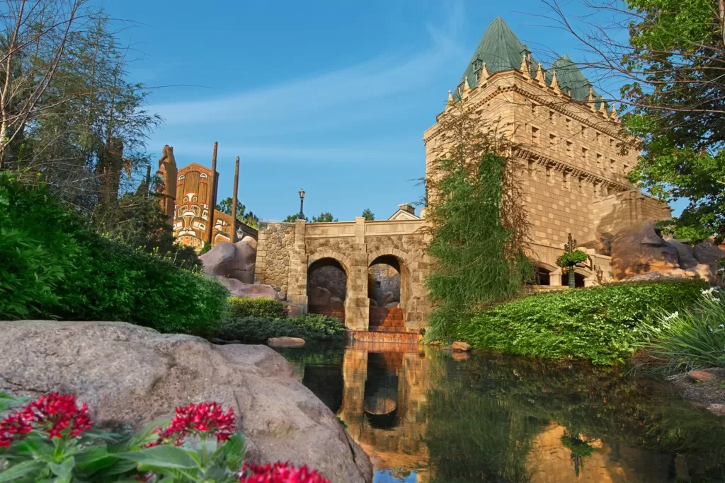 O Pavilhão do Canadá fica no sentido anti-horário do World Showcase.