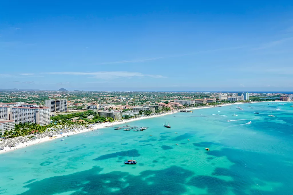 Veja quais documentos você precisa ter em mãos para viajar para Aruba.