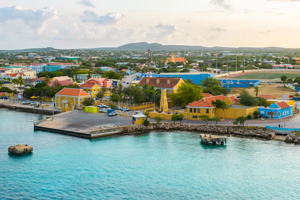 Kralendijk, é a charmosa capital de Bonaire,