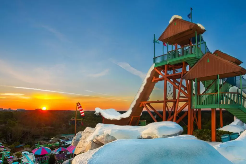 Na área dos Green Slopes estão as atrações mais radicais do Blizzard Beach.