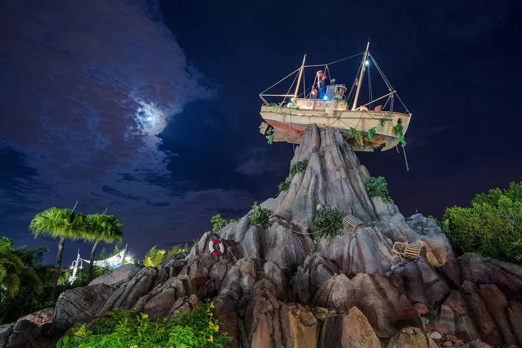 O After Glow acontece em noites selecionadas no Typhoon Lagoon.