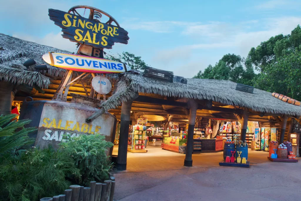 O Singapore Sal's é a lojinha onde você encontra tudo para o seu dia no Typhoon Lagoon.
