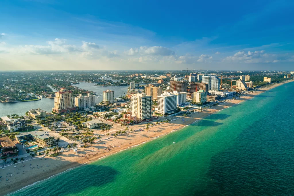 Fort Lauderdale Beach é o coração da cidade e onde tudo acontece.