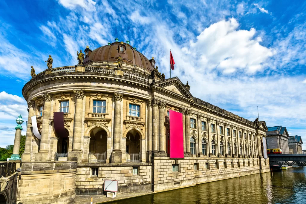 Para quem gosta de história e cultura, a Ilha dos Museus, em Berlim, é o destino certo.
