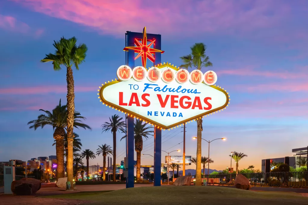 O outono é uma das melhores épocas para conhecer Las Vegas, quando as temperaturas estão ideais de novo. Mas tenha em mente que os turistas também enchem a cidade.