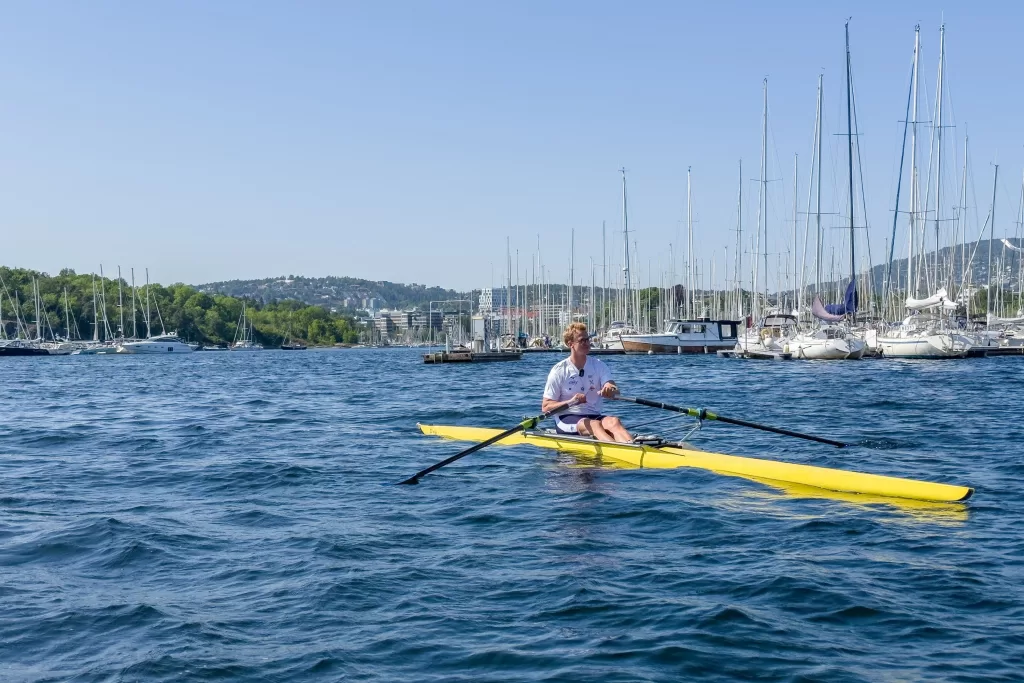 Durante o verão, as temperaturas em Oslo variam entre 15 °C e 25 °C, e a cidade ganha ainda mais vida com atrações ao ar livre.