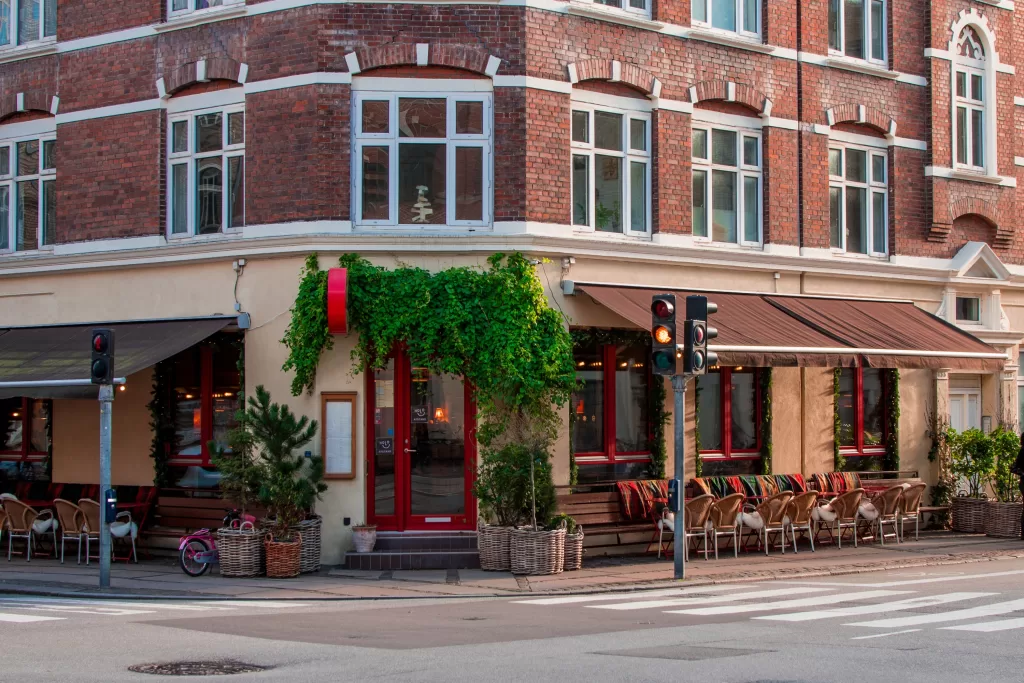 Elegante, tranquilo e residencial, Østerbro é ideal para quem prefere uma estadia mais sossegada em Copenhague.