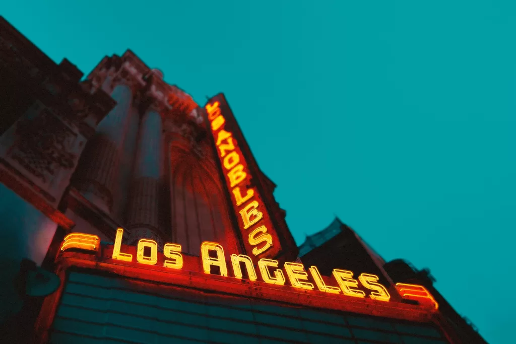 Saiba quais documentos para viajar para Los Angeles, nos Estados Unidos.