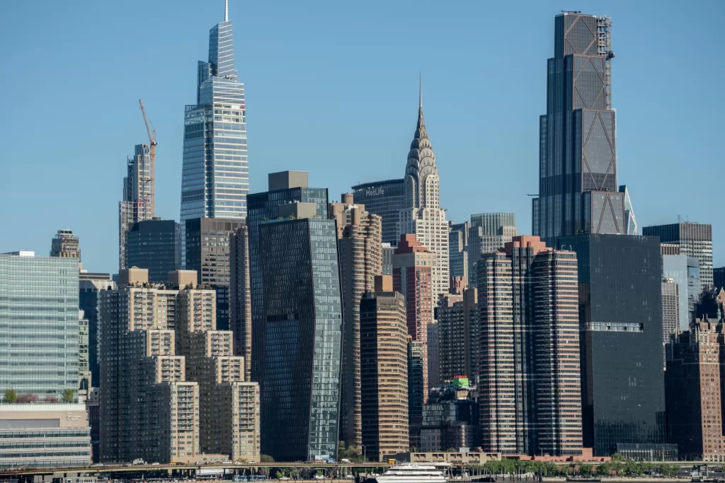 Midtown Manhattan é uma região prática para quem quer ficar hospedado no coração de Nova York e ficar pertinho de várias atrações.