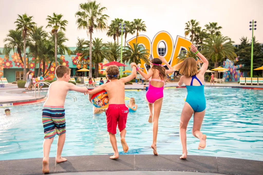 Os hotéis econômicos da Disney oferecem bom custo-benefício aos hóspedes, além ds vantagens do complexo, como entrada antecipada aos parques.