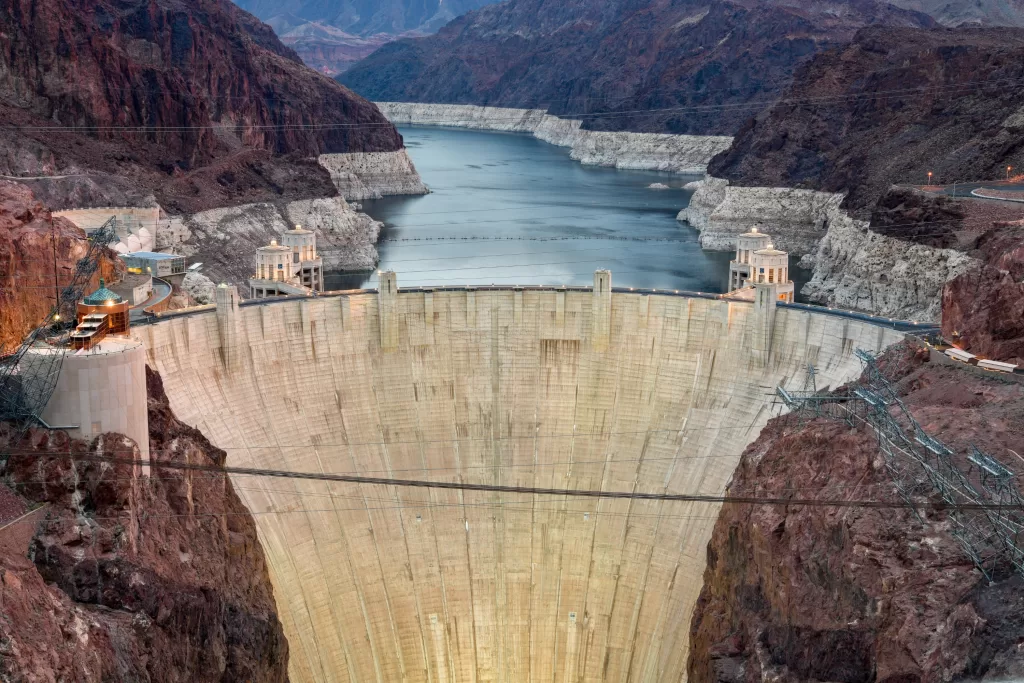 Conhecer a Represa Hoover é conhecer uma grande obra de engenharia americana.