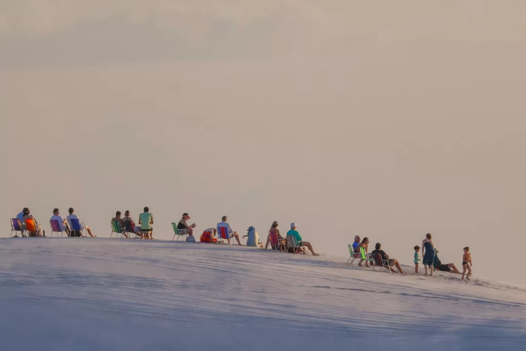Entre maio e setembro você pode ver as lagoas cheias nos Lençóis Maranhenses.