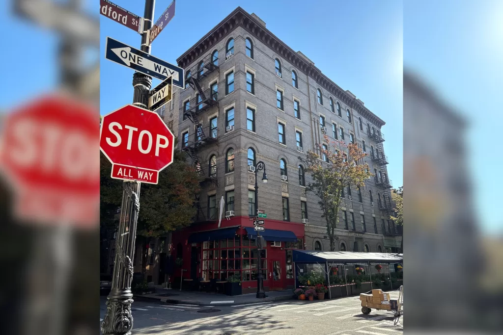 Você pode ver o prédio do seriado "Friends" em Greenwich Village. Nova York.