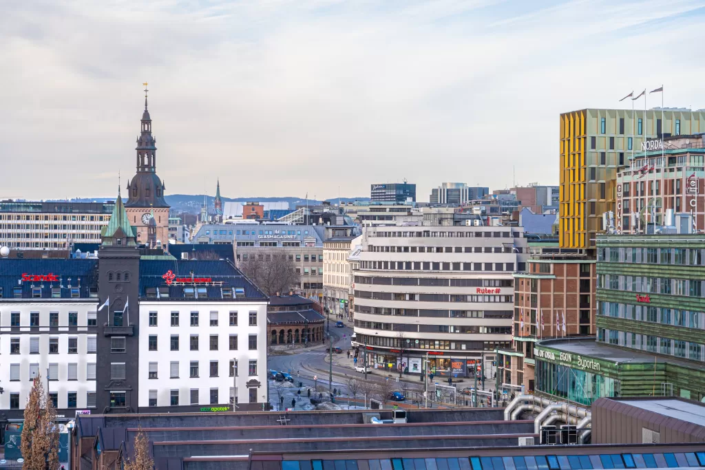 Entre os destaques do Sentrum, na Noruega, estão o Museu Nacional, o Palácio Real e a Opera House.