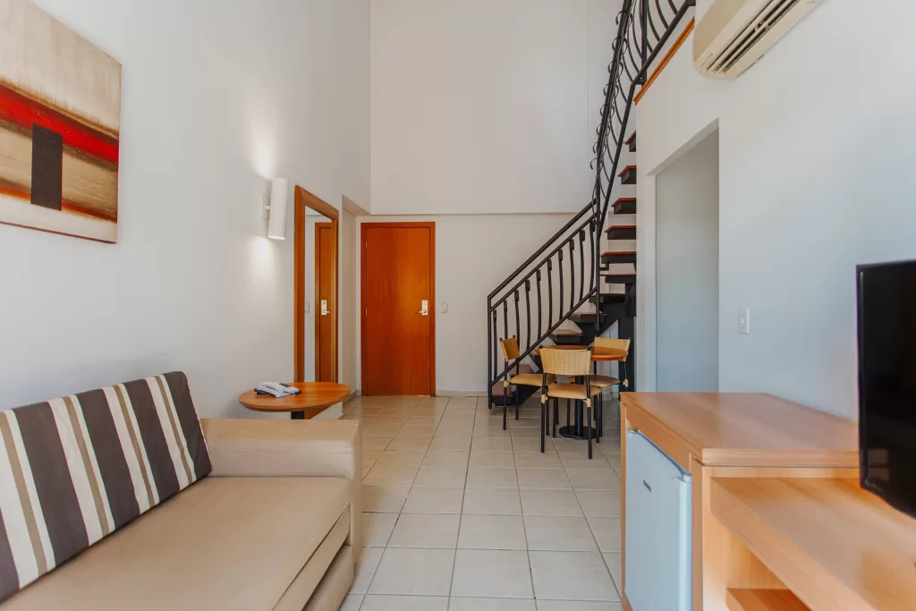 O Hotel Giardino tem inspiração italiana. A suíte familiar é composta por dois quartos e uma sala de estar espaçosa.