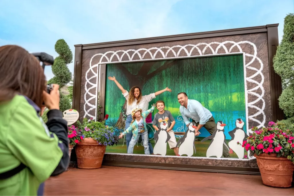 NO EPCOT, você também pode "virar" uma obra de arte em divertidas instalações pelo parque.