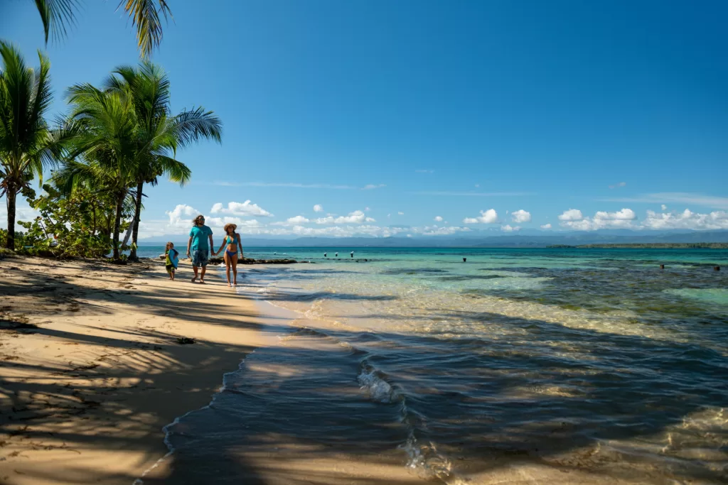 Pertinho da Costa Rica, Bocas del Toro é um arquipélago perfeito para quem curte aventuras marinhas e quer mergulhar na cultura afro-caribenha.