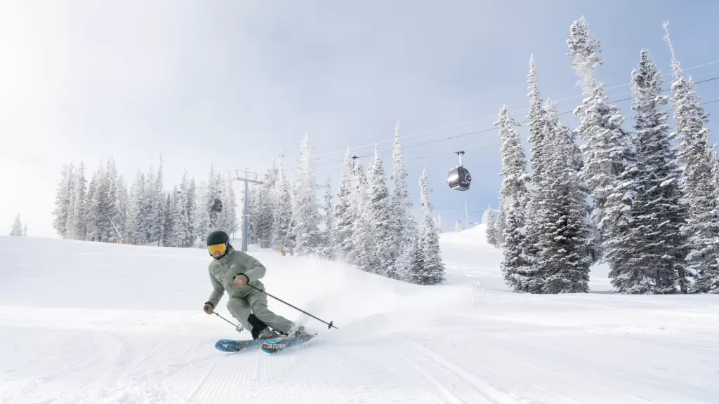 Saiba tudo para esquiar em Aspen, nos Estados Unidos, com as dicas da VMZ Viagens. Foto:Jordan Curet Photography/Aspen Chamber