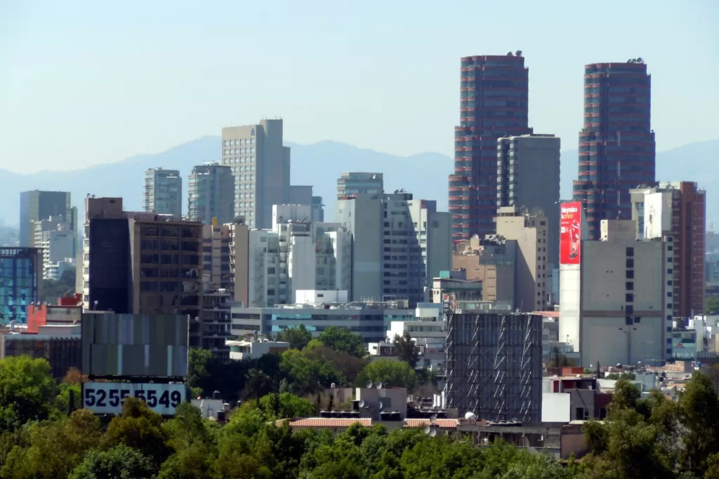 Imagine o bairro dos Jardins, em São Paulo. Polanco é como os "Jardins" da Cidade do México, sendo a região mais luxuosa e sofisticada da capital. 