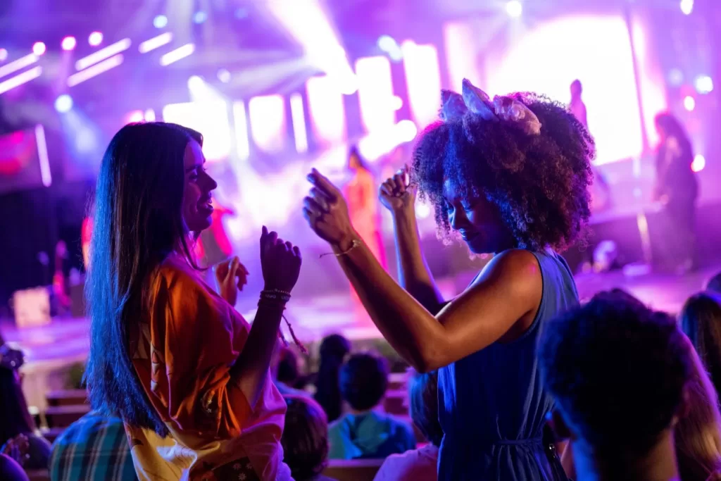 A música vai ajudar e dar ainda mais vida para o EPCOT International Flower & Garden Festival. 