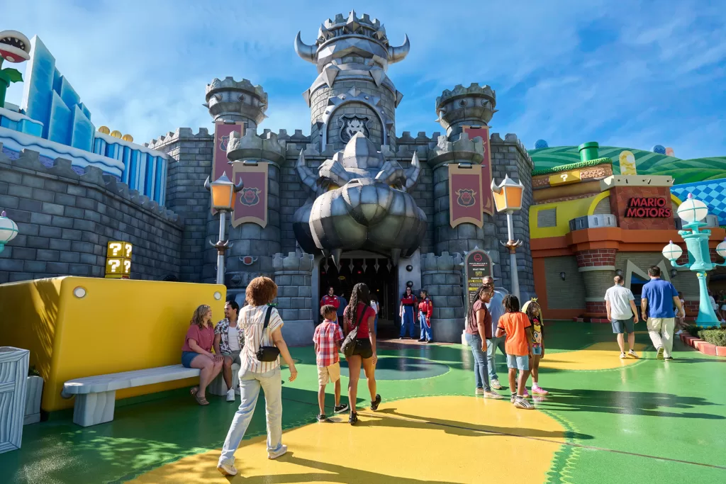 Nova promoção do Universal Orlando Resort: hospe-de em hotéis selecionados e ganhe UA$ 300 para gastar em refeições no hotel.