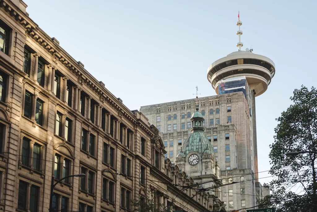 Conheça a Vancouver Lookout, em Vancouver.
